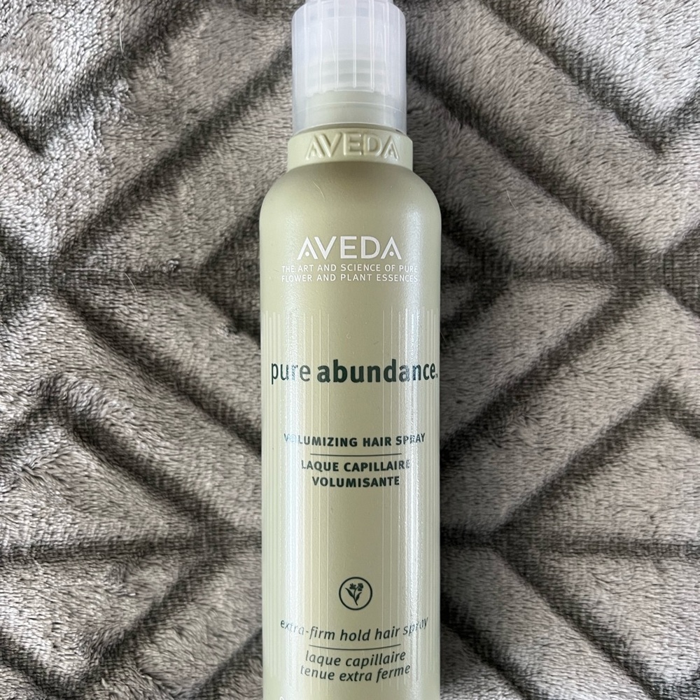 Aveda Pure Abundance hair spray